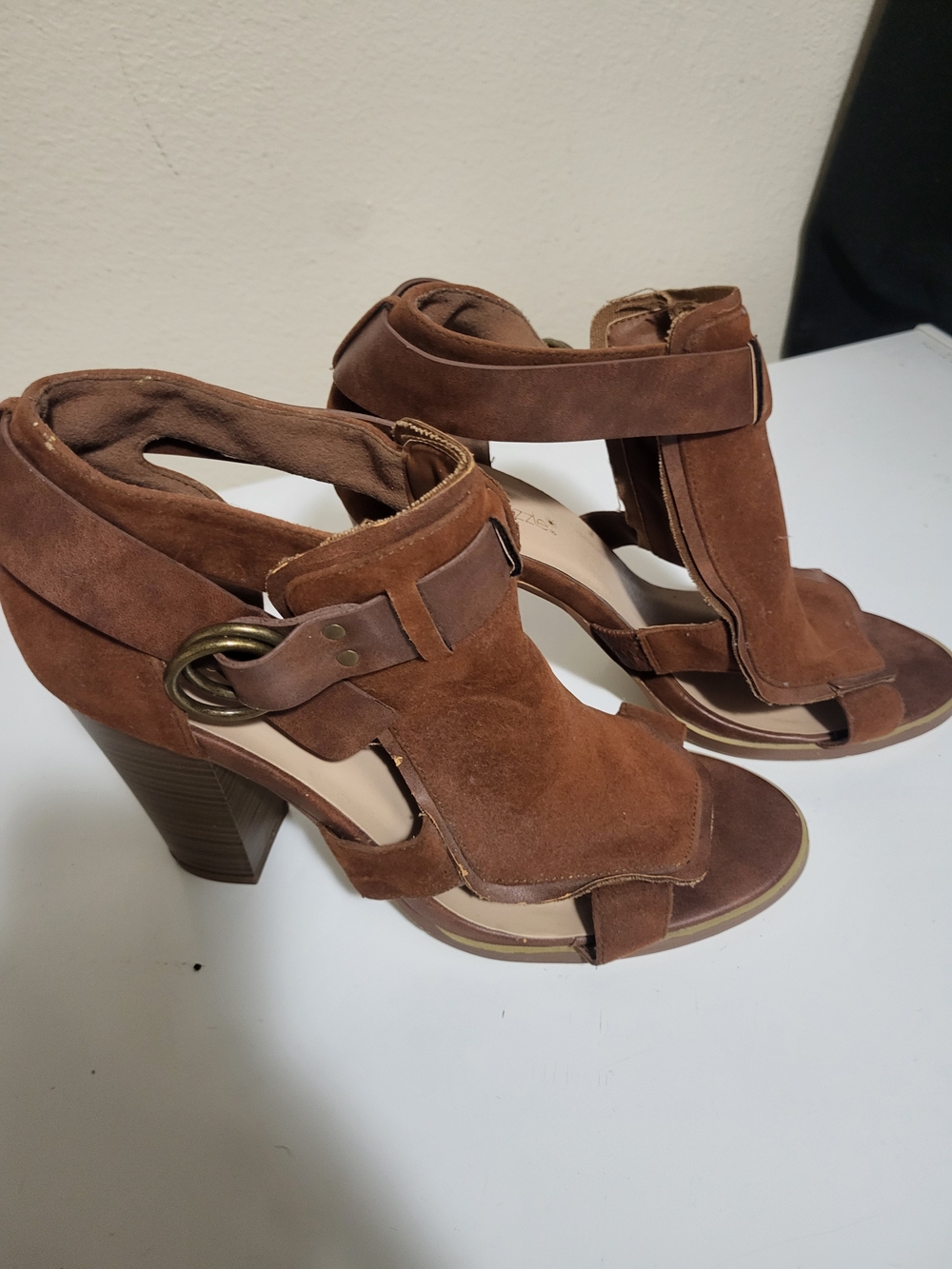 Women's Brown Suede Block Heel Sandals with Ankle Strap
